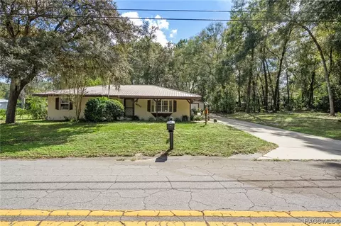 6050 E Slate St, Inverness, FL 34452