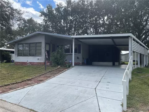 708 Devon Dr, Lady Lake, FL 32159 photo 2