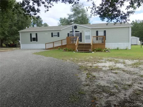 8053 N Ira Martin Ave, Crystal River, FL 34428