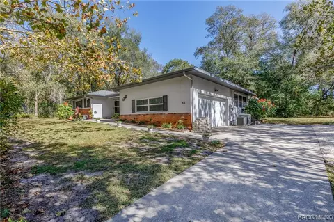 33 N Welsh Ter, Inverness, FL 34453