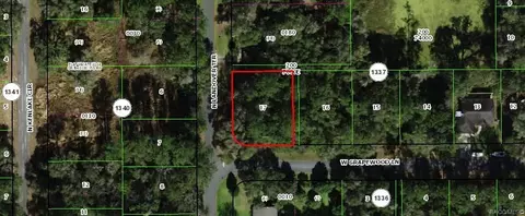 645 W Grapewood Ln, Citrus Springs, FL 34434