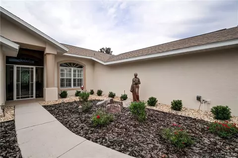 805 E Falconry Ct, Hernando, FL 34442 photo 4