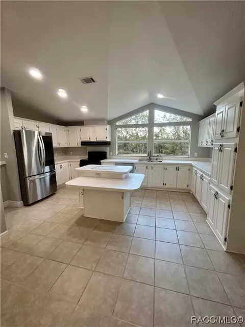 3050 E Barn Owl Path, Hernando, FL 34442