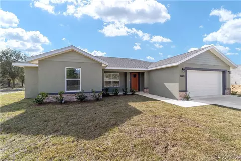 574 E Sequoia Pl, Citrus Springs, FL 34434