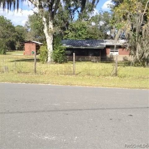 6623 W Linden Dr, Homosassa, FL 34446