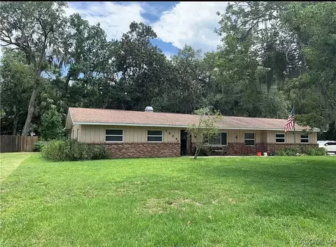 1620 NW 22nd St, Crystal River, FL 34428