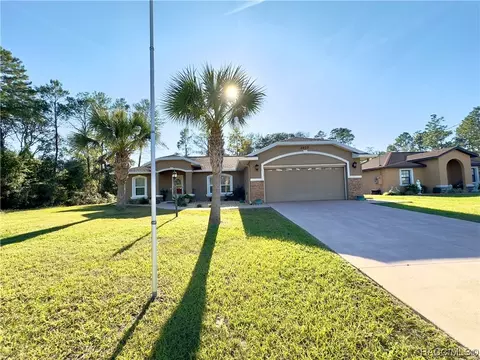 8430 N Brook Way, Citrus Springs, FL 34433