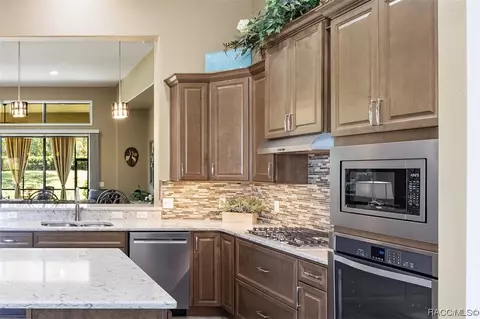 Kitchen - 1578 N Ridge Meadow Path, Hernando, FL 34442 photo 6 of 6