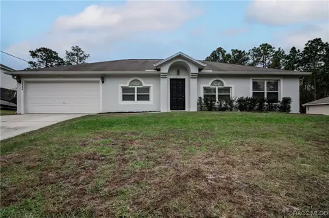 1504 W Omaha Pl, Citrus Springs, FL 34434