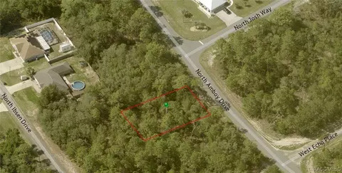 3375 W Wilburton Dr, Citrus Springs, FL 34433