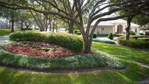 3000 N Caves Valley Path, Lecanto, FL 34461