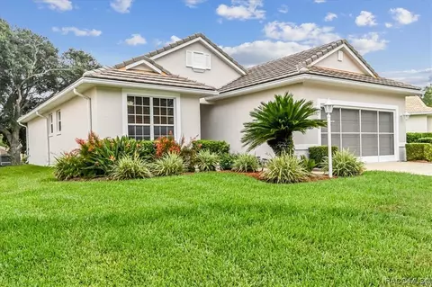 Exterior - 865 W Silver Meadow Loop, Hernando, FL 34442 photo 3 of 19