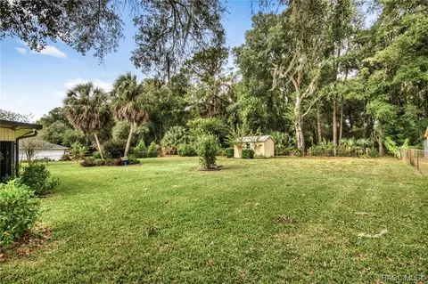 8301 E Fairway Loop, Inverness, FL 34450 photo 17
