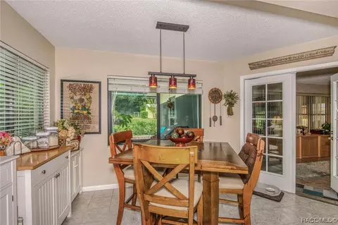 8301 E Fairway Loop, Inverness, FL 34450 photo 4