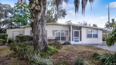 1815 S Mooring Dr, Inverness, FL 34450