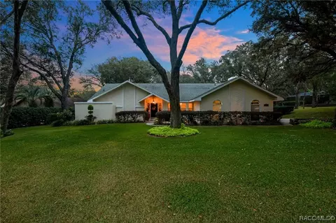 221 W Liberty St, Hernando, FL 34442