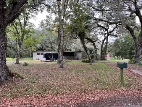 10441 E Freddy St, Inverness, FL 34450