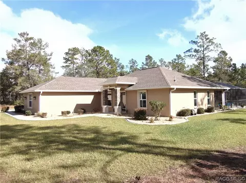 6637 N Hazelwood Dr, Citrus Springs, FL 34433