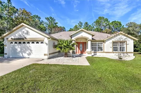 29 Cactus St, Homosassa, FL 34446
