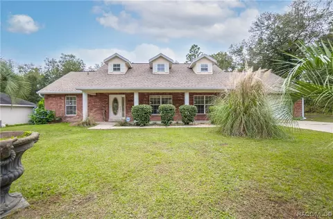 2050 W Alfot Pl, Citrus Springs, FL 34434