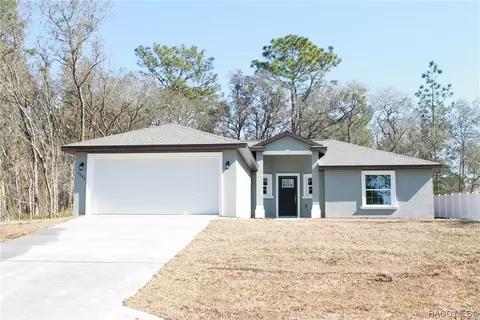 7203 N Radcliff Ave, Citrus Springs, FL 34434