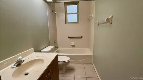Bath - 398 W Massachusetts St, Hernando, FL 34442 photo 7 of 8