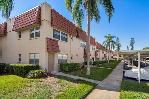 10038 62nd Ter N #2, Saint Petersburg, FL 33708