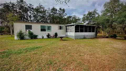 4891 W Glenbrook St, Homosassa, FL 34446