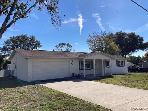 303 S Washington St, Beverly Hills, FL 34465