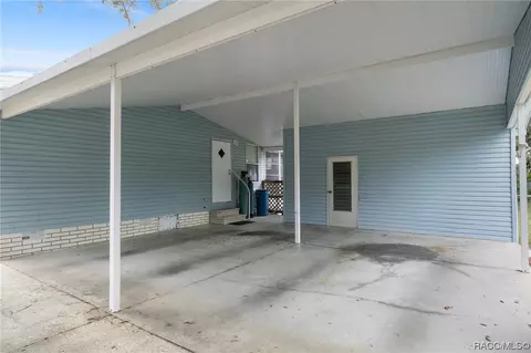2725 N Lakefront Dr, Hernando, FL 34442 photo 11