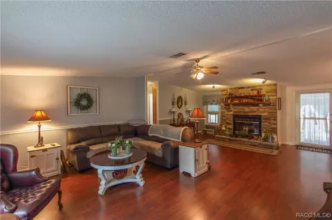 178 Marjorie Ave, Inglis, FL 34449 photo 5