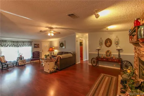 178 Marjorie Ave, Inglis, FL 34449 photo 6