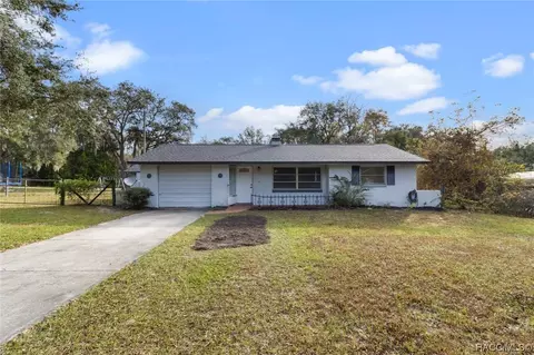 8923 S Waterview Dr, Floral City, FL 34436