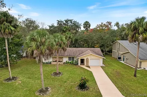 4130 N Concord Dr, Crystal River, FL 34428