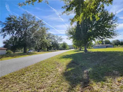 2686 N Clements Ave, Hernando, FL 34453 photo 12
