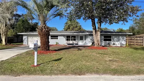 6355 E Rector St, Inverness, FL 34452