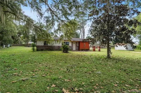 9980 W Orchard St, Crystal River, FL 34428