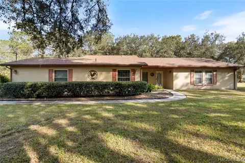 145 S Thayer Ave, Lecanto, FL 34461