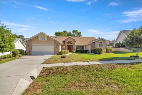 76 W Honey Palm Loop, Beverly Hills, FL 34465