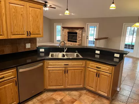 1549 W Redding St, Hernando, FL 34442 photo 14