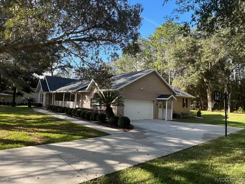 1549 W Redding St, Hernando, FL 34442 photo 5