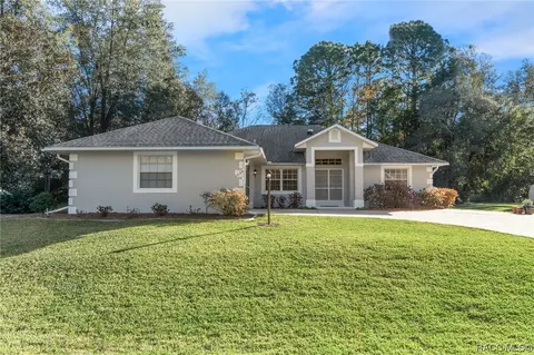 2720 E Marcia St, Inverness, FL 34453