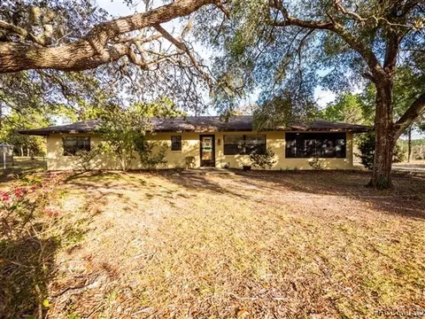 6611 S Eastern Ave, Homosassa, FL 34446