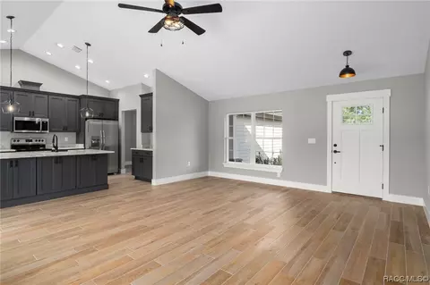 412 E Samuel Ct, Hernando, FL 34442 photo 9