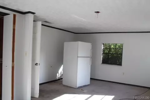 842 Yorkshire Ln E, Holder, FL 34445 photo 9