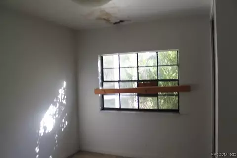 842 Yorkshire Ln E, Holder, FL 34445 photo 7