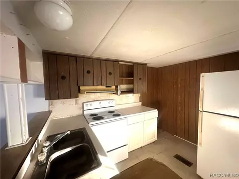 4574 E Harvard Dr, Hernando, FL 34442 photo 11