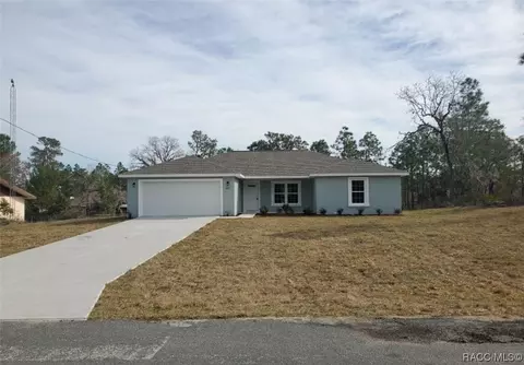 10571 N Spaulding Dr, Citrus Springs, FL 34433