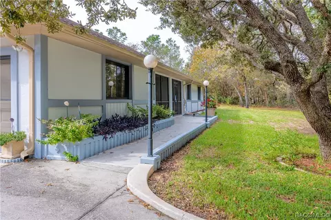 1320 W Plum Pl, Beverly Hills, FL 34465
