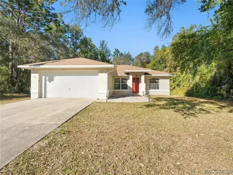 2741 W Mystery Ln, Citrus Springs, FL 34434
